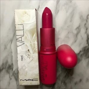 Mac Cosmetics Giambattista Valli Tats lipstick